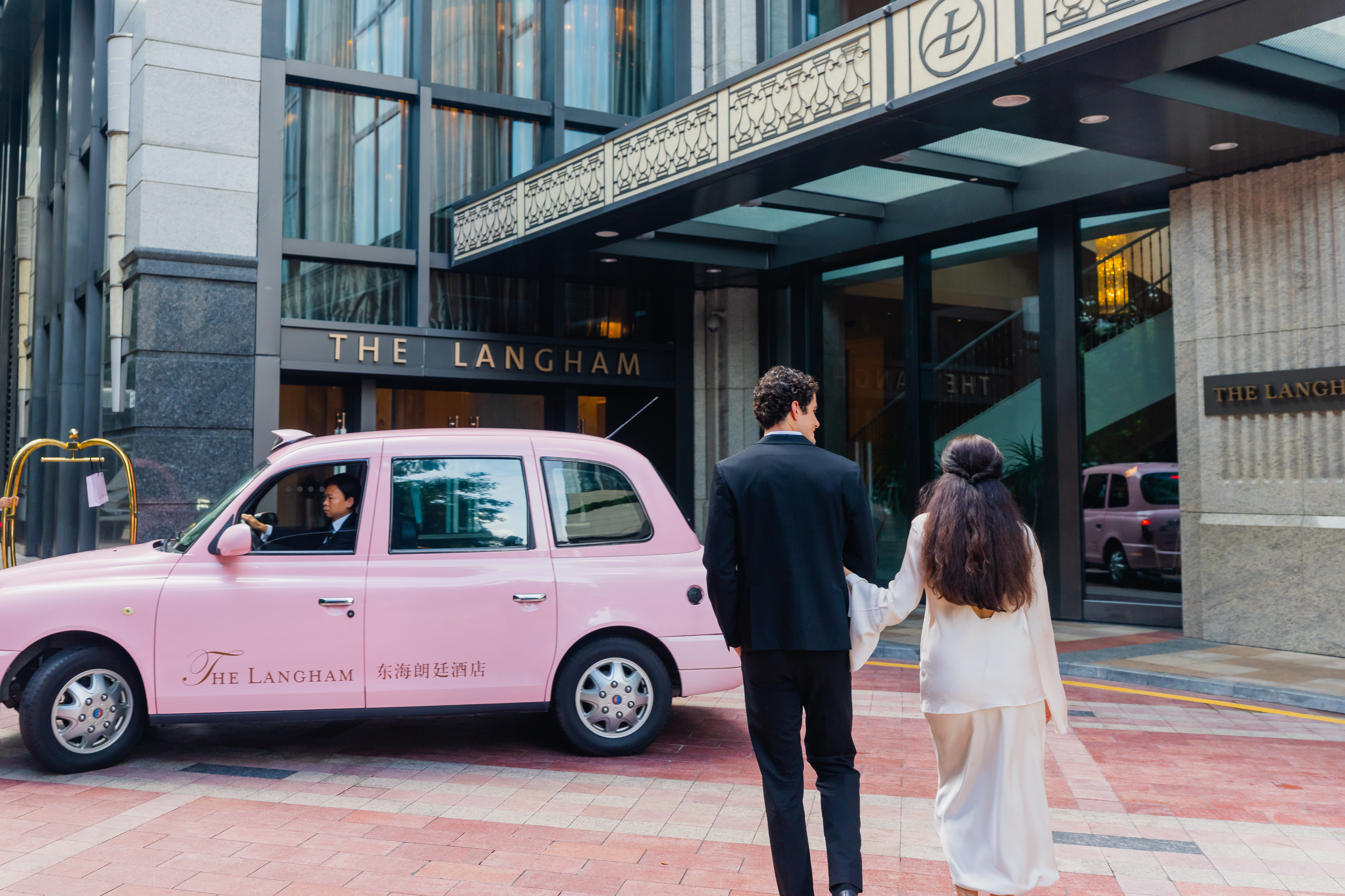 Early Bird Booking, Exclusive Privileges